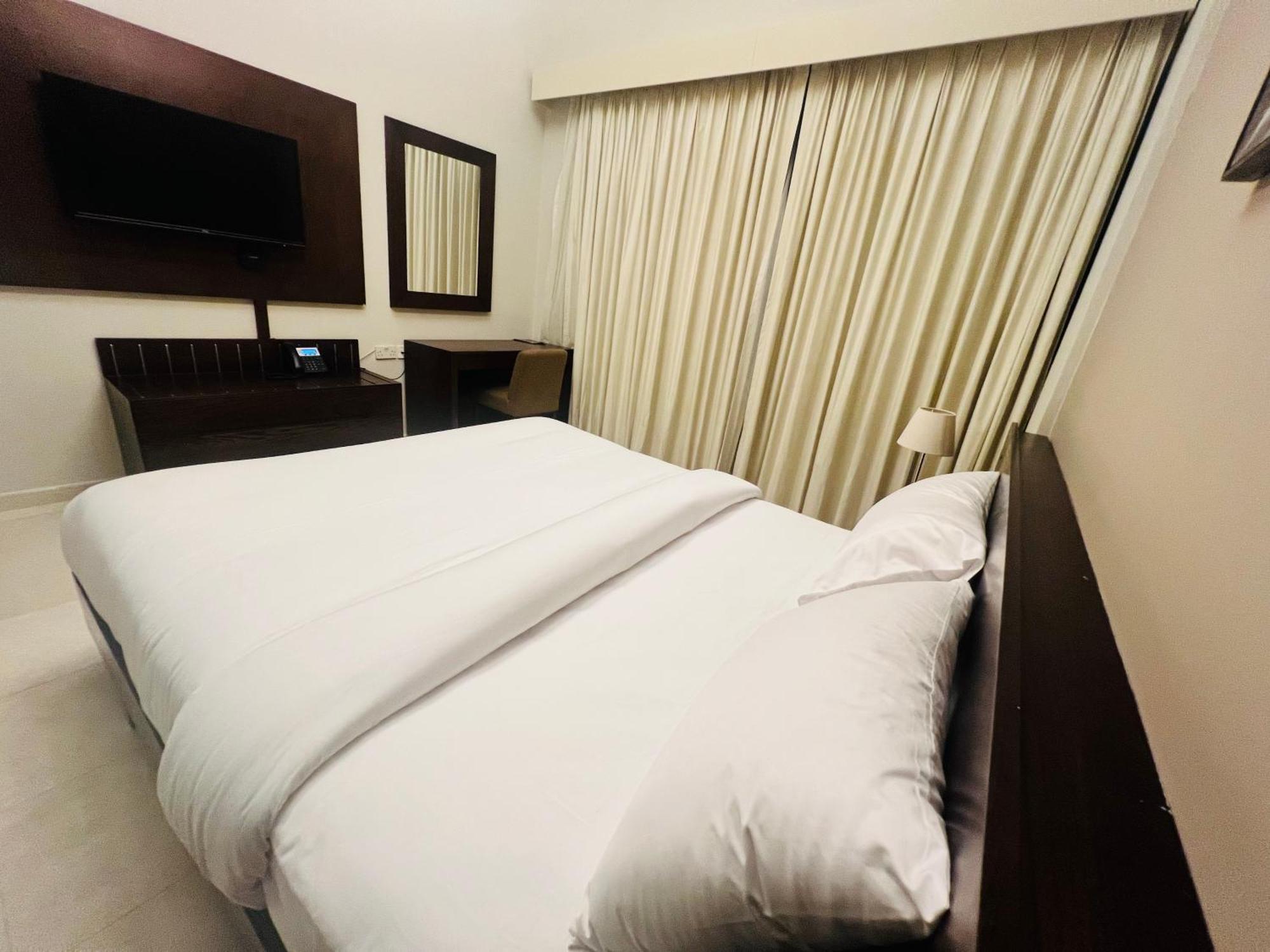 Alraef Luxury Apartments Дубай Экстерьер фото